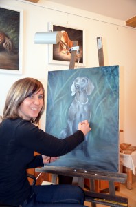 Eine echte Vollblut-Malerin am Attersee: Angela Lenz.